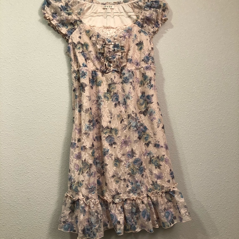 Floral and Lace dress 0918